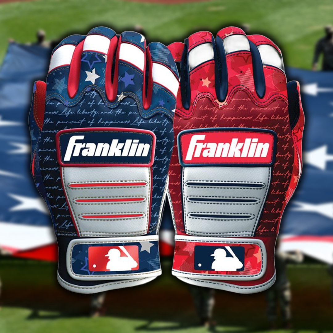 MLB's tweet photo. These Franklin 4th of July-themed batting gloves are incredible 🇺🇸

This pattern features "life, liberty and the pursuit of happiness" written on them 😮 https://t.co/62GJtta6pZ