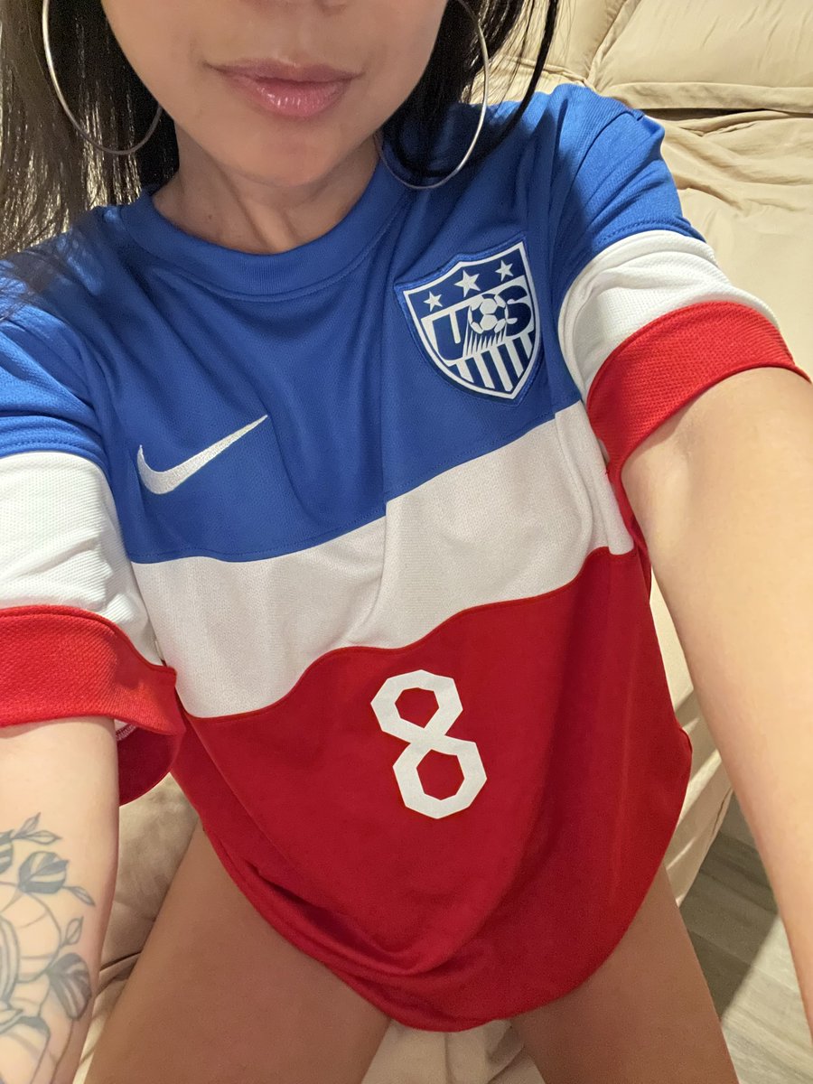 _vanessarae's tweet photo. Happy fireworks day https://t.co/wAhmLtkTKA