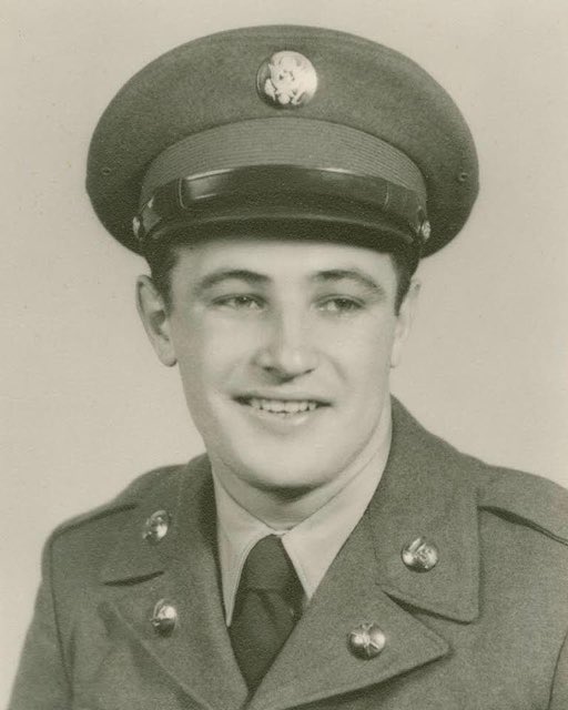 SenAmyKlobuchar's tweet photo. Remembering my dad, a veteran himself, on our nation’s 250th today!

To all our veterans, service members, and military families – thank you. 🇺🇲 https://t.co/SV1vT52KSX