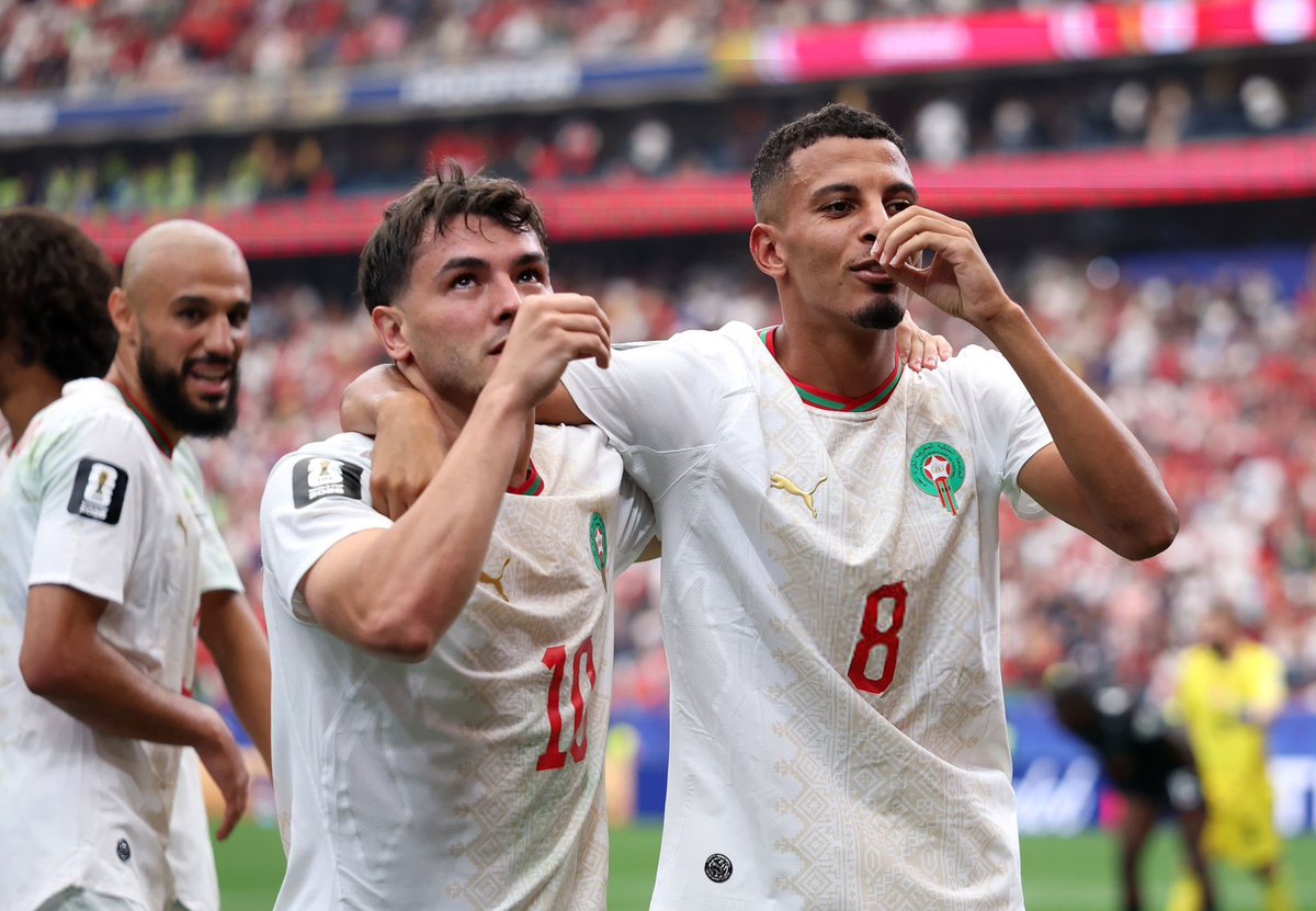 AdelAliBinAli's tweet photo. 🇲🇦🦁 مبروك لأسود الأطلس!

المغرب يحسم المواجهة بجدارة ويبلغ ربع نهائي كأس العالم 2026، مواصلًا كتابة فصل جديد من الإنجازات في تاريخ الكرة المغربية. 🏆🔥

خطوة جديدة في رحلة الحلم… والطموح لا يتوقف هنا.

ديما مغرب! ❤️💚🇲🇦

#المغرب_كندا 🇲🇦🇨🇦
#ديما_مغرب
#كأس_العالم_2026
#FIFAWorldCup2026