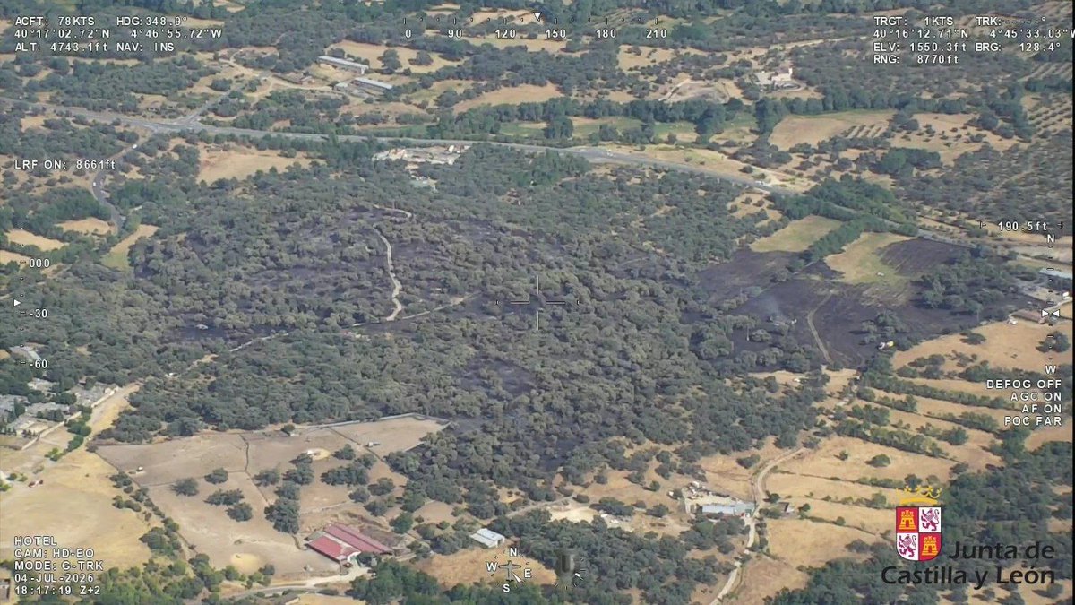 naturalezacyl's tweet photo. Seguimos trabajando en el #IFCasavieja, #Ávila. La situación es favorable, no hay llama en el perímetro y procedemos a eliminar puntos calientes. #INFOCAL https://t.co/G0Ctp9IqkQ https://t.co/nv6ZufGF4S