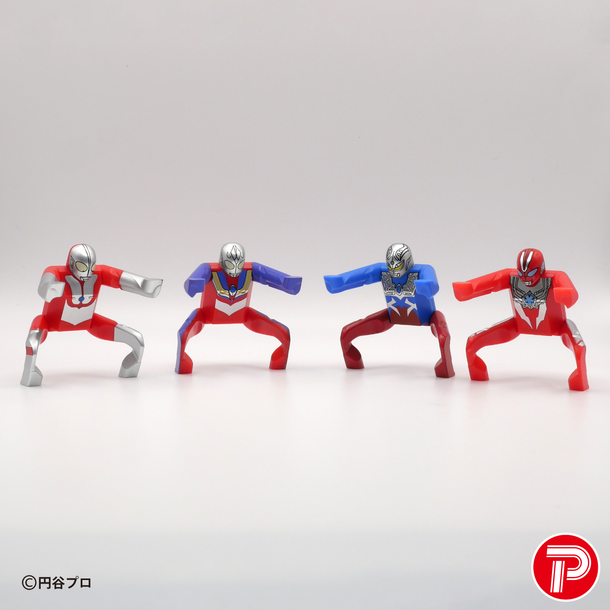 Plex_toy's tweet photo. 📣明日、7月6日（月）より受注スタート📣

磁石でくっつく！
人型フォーマットフィギュア『人間大好』(にんげんだいす)に歴代のウルトラヒーローたちが新登場！

✨✨✨✨✨✨✨✨✨✨✨✨✨✨
ウルトラマン大好(だいす)
✨✨✨✨✨✨✨✨✨✨✨✨✨✨

並べる、組み合わせる、くっつける、飾り方はあなた次第！

7月6日（月）正午12:00より、プレミアムバンダイにて先行予約開始！！

#マルピー #PLEX #人間大好 #ウルトラマン大好 #ウルトラマン #特撮