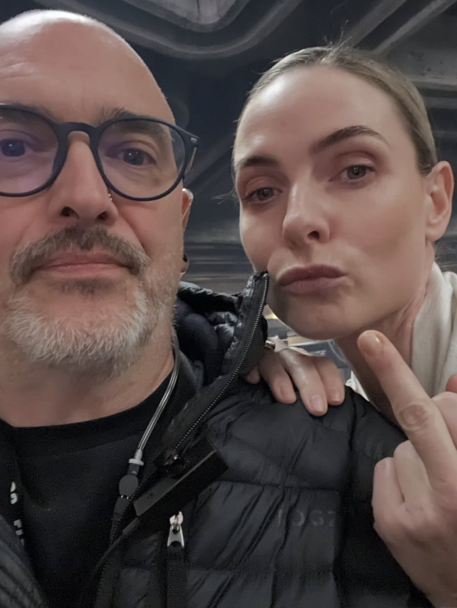 artsferguson's tweet photo. Rex is not rex without 🖕🏼 https://t.co/sXVaLiKUjg