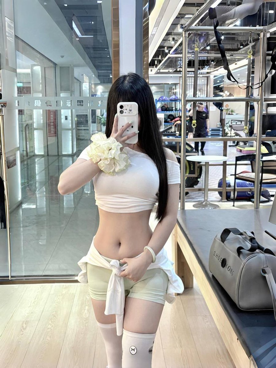 ayu00v's tweet photo. 男生的硬度和他的身材、运动习惯到底有没有关系？为什么有的干瘦干瘦的反而比健身房教练还顶？ https://t.co/jty8FcdcWn
