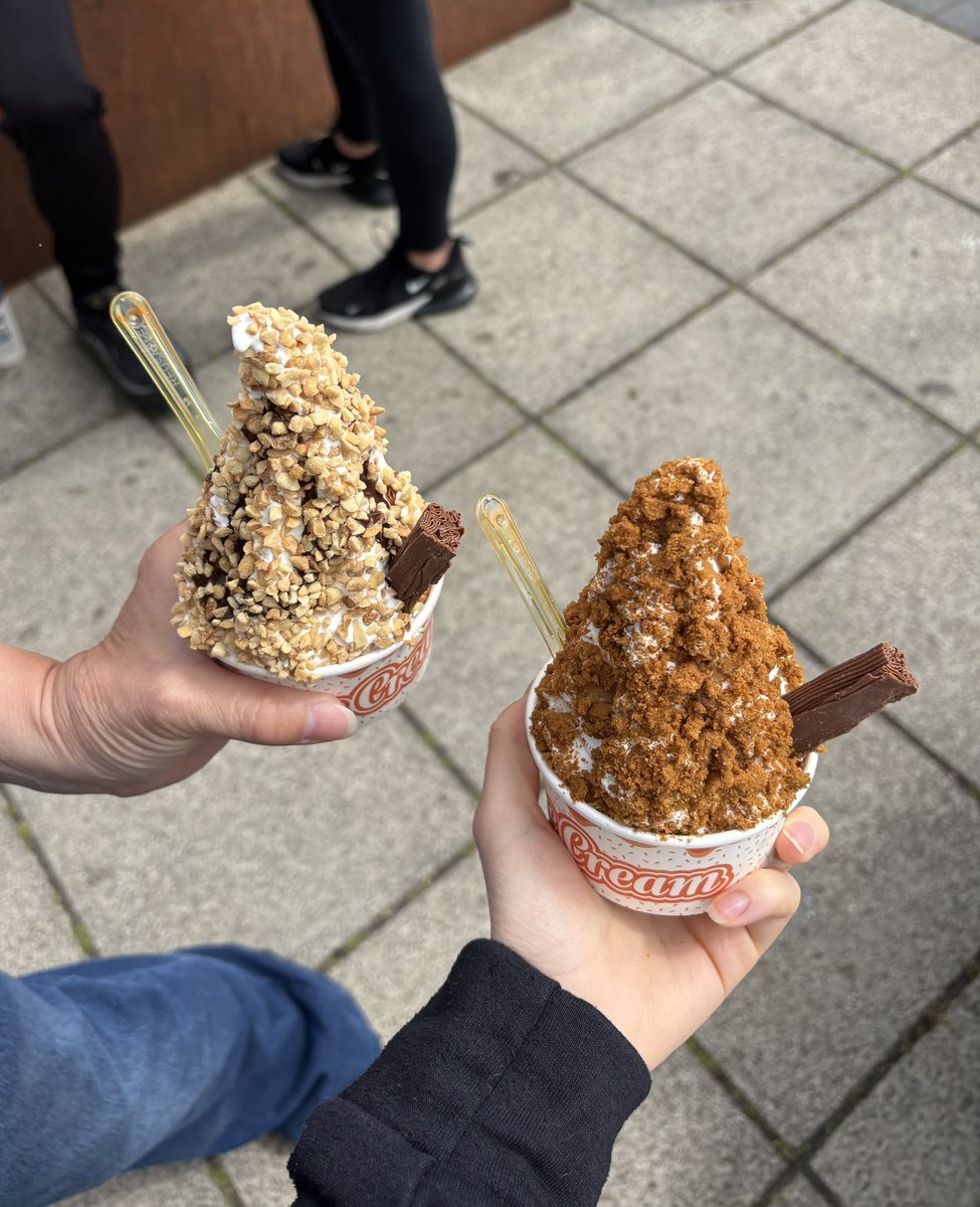 shushulives's tweet photo. i scream you scream we all scream for 🍦🍦 https://t.co/TgNo7ZmVtB