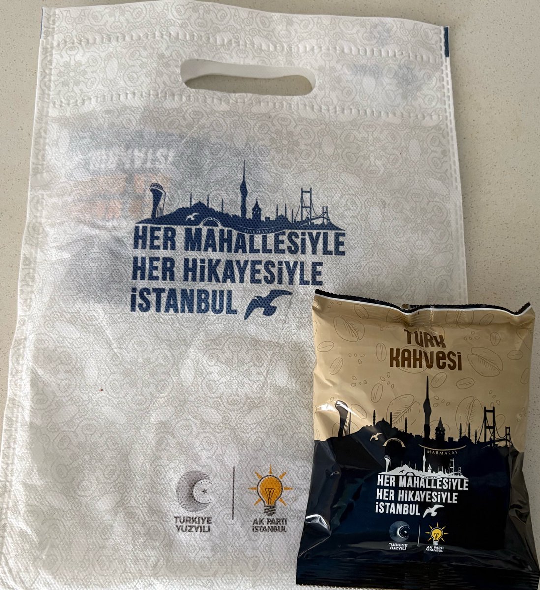 ibbhaberr's tweet photo. AK Partili görevliler, İstanbul’da evlere giderek “Türk kahvesi” dağıtmaya başladı. https://t.co/chQODdEQoT