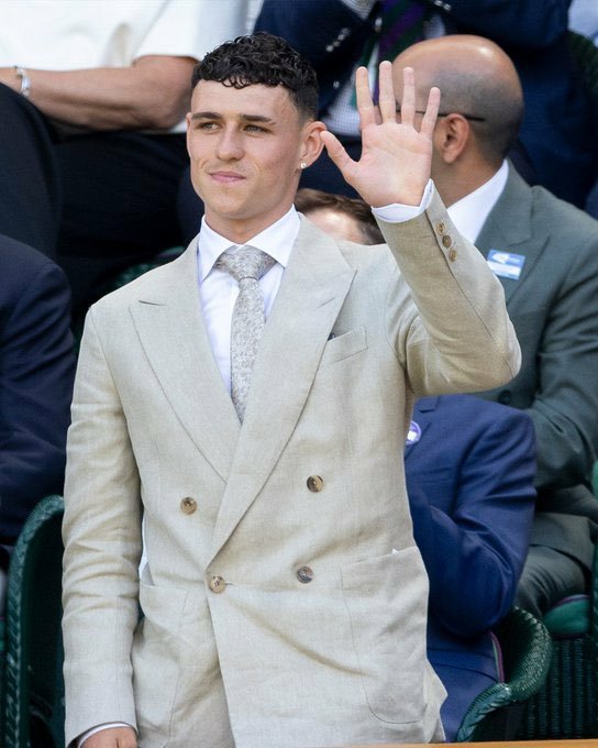 17kdbrole's tweet photo. Phil Foden at #Wimbledon� today! 🎾 https://t.co/iFWWsqegy8