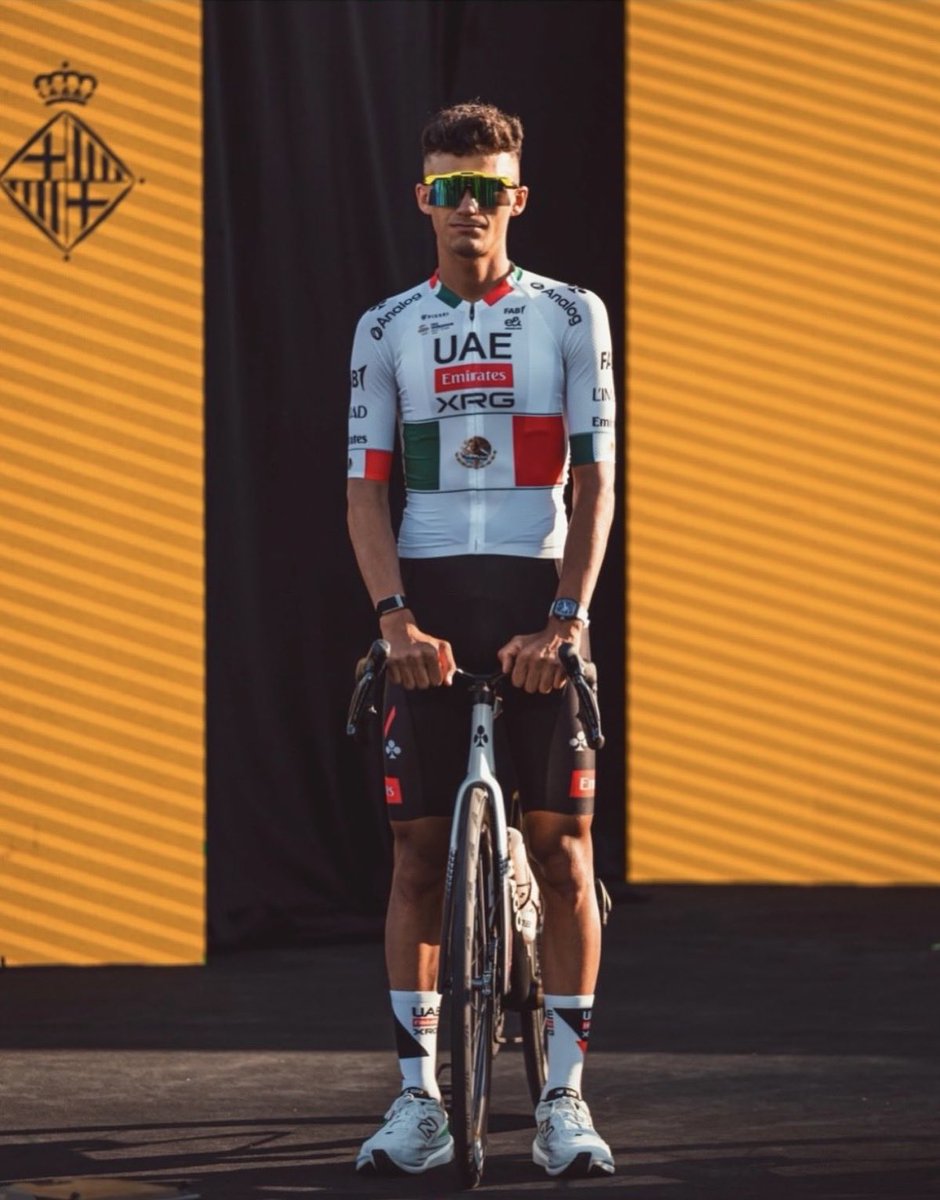 paugr's tweet photo. SE ROMPIÓ LA SEQUÍA DE 29 AÑOS! 🇲🇽🔥

Isaac del Toro debutará oficialmente en el Tour de Francia 2026 con el UAE Team Emirates.

Con 22 años, el mexicano será el escudero clave de Tadej Pogačar en la montaña 🐂🚴‍♂️ https://t.co/boPth1ZA4U