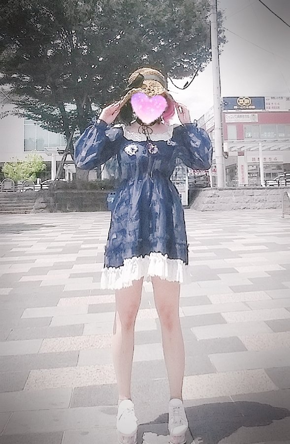 ooe_ryo's tweet photo. 体重が15キロも増えてどっからどう見てもデヴで辛いから昔の自撮り見てモチベ上げる_(・-・_♡)= https://t.co/ZhnhdOj6Kd