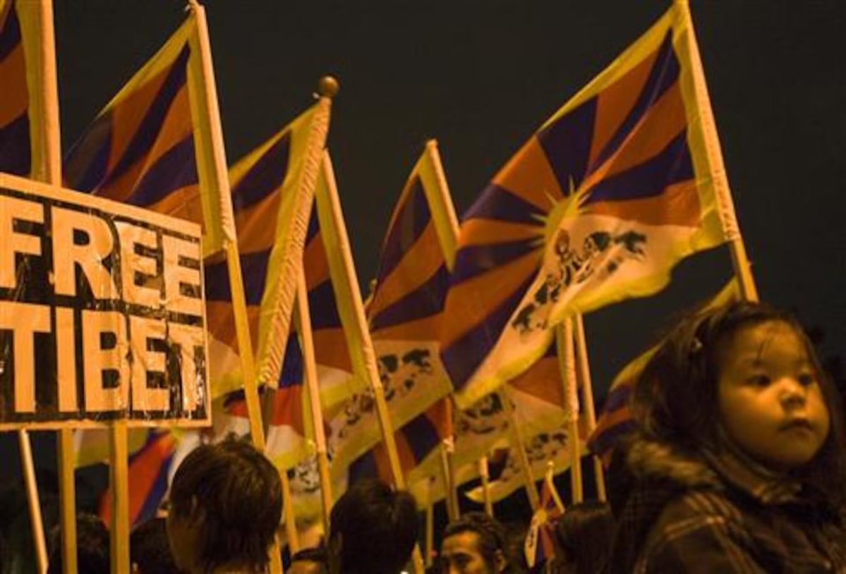 TibetCollective's tweet photo. Free Tibet from Chinese rule. NOW. 

China stole Tibet. China silences Tibet. China is killing Tibet. But no occupation lasts forever. The world must stand up  

#FreeTibet #EndCCPOccupation #StopCCP #TibetIsNotChina https://t.co/gsSkmZfFQS