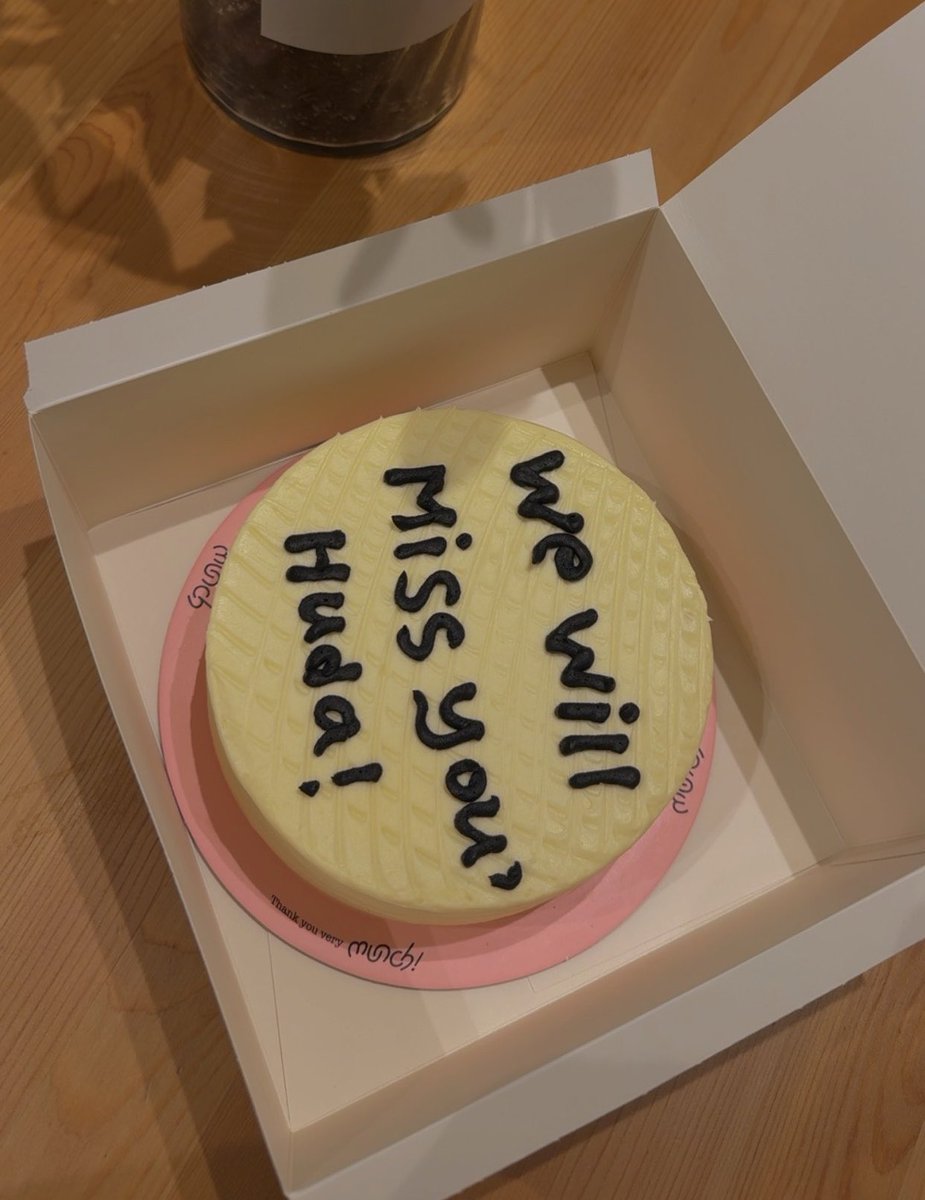 Hmee___'s tweet photo. ما أحب اودع أحد و لا احد يودعني ..خلوني اختفي بهدوء 💔🚶🏻‍♀️ https://t.co/p2n8VQ09zq