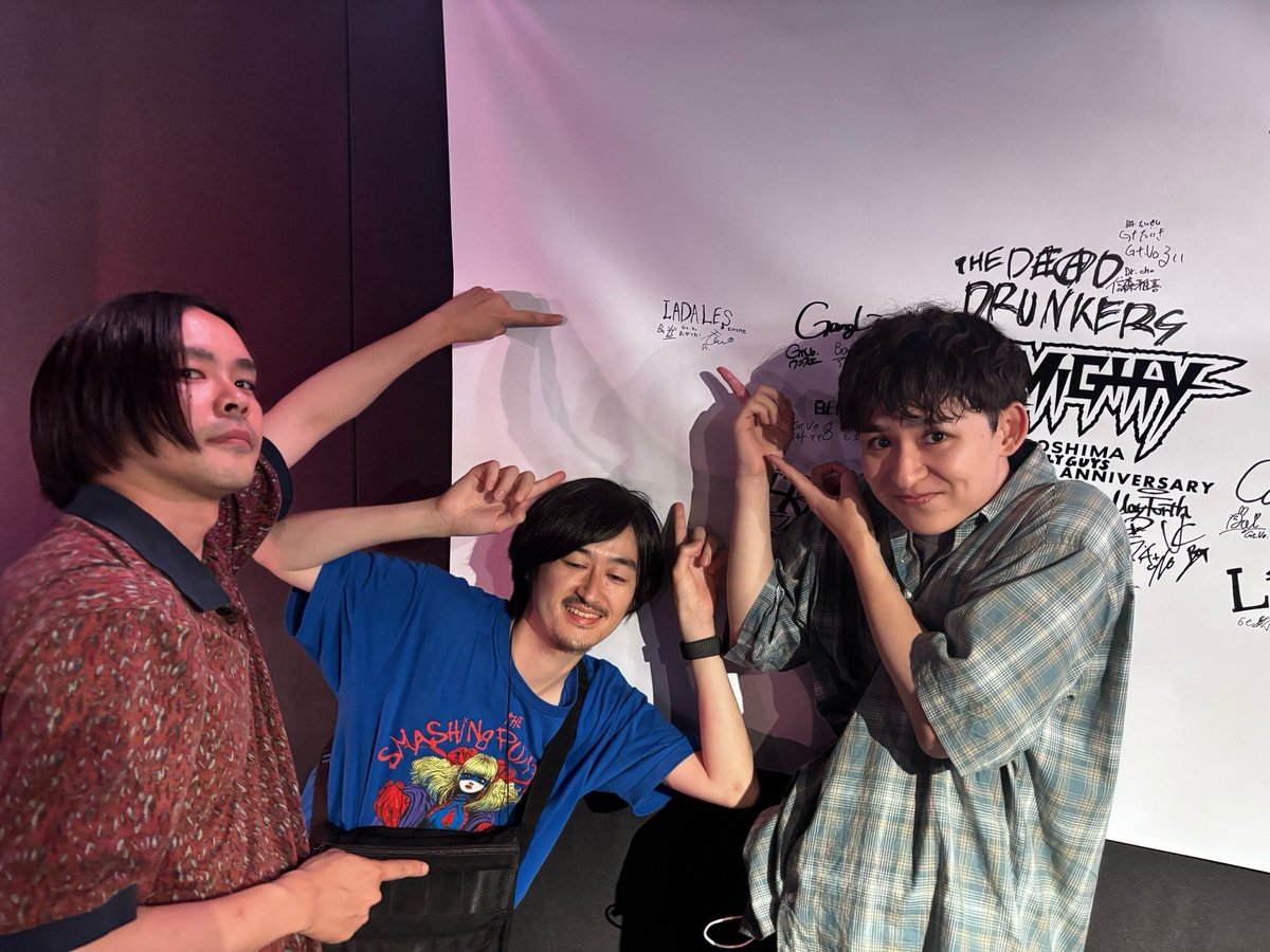 almighty_hrsm's tweet photo. ／

💫ALMIGHTY6周年を記念して
今年もバックドロップを設置しました！🌈

＼

本日は

LADALES
Lila
Hymy

の皆さんにサインを書いて頂きました！
ありがとうございます！👀

ホールに掲示しておりますので是非ご覧ください！🌟

#ALMIGHTY6thANNIVERSARY https://t.co/IMtC6NCvKB