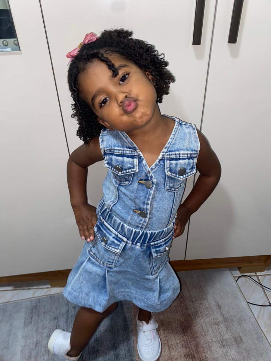 Millena17117516's tweet photo. Minha preta preciosa 💝 https://t.co/7liS9TvkcQ