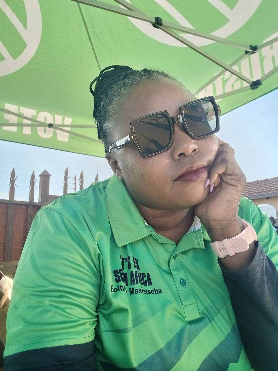 BoituPercy's tweet photo. Visibility campaign ward 22 sunrise Park Rustenburg
#ActionSA
#BojanalaWest https://t.co/xlRrAulMcL