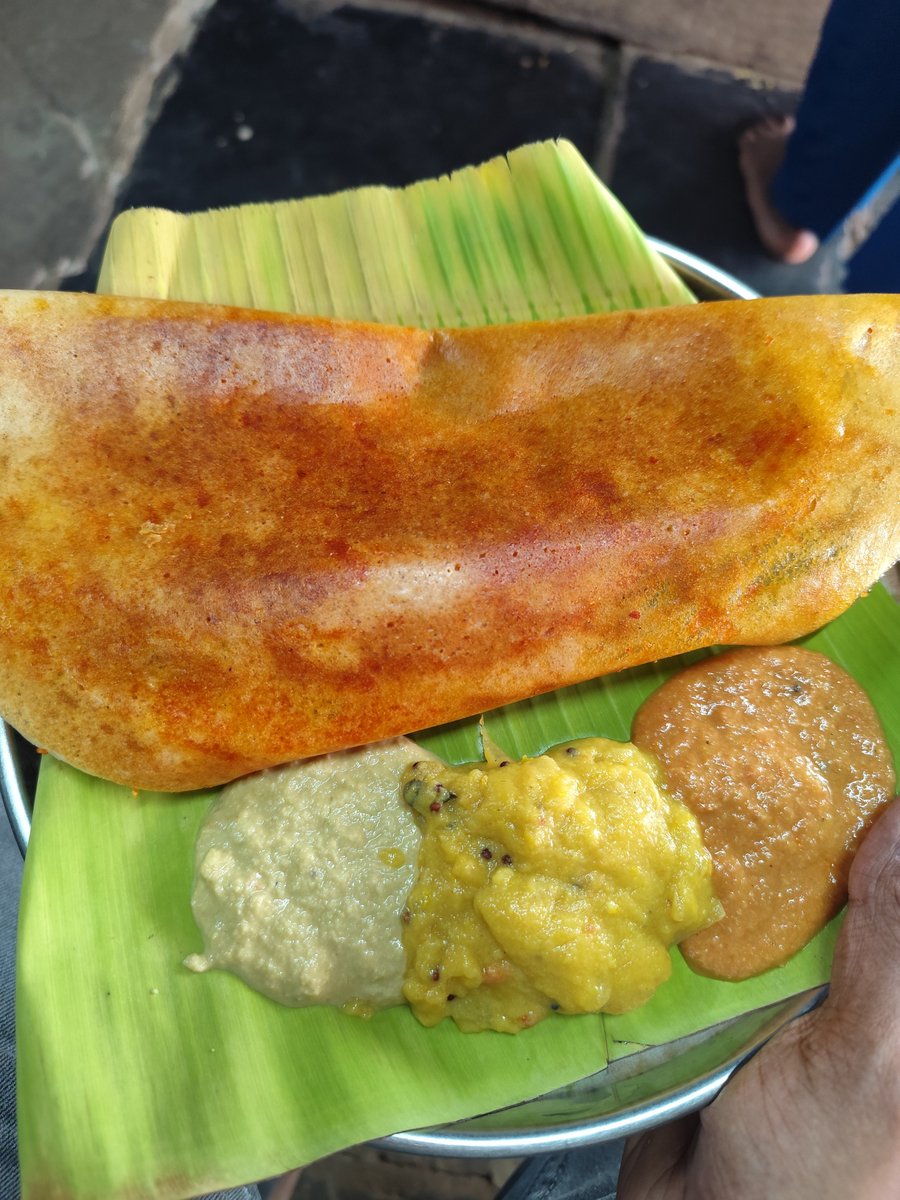 VST_1234's tweet photo. Rayalaseema Neyyi Kaaram Dosa...💥❣️
#anantapur #kurnool #kadapa #chittoor #dosa #southindian https://t.co/kDll2rIeIf