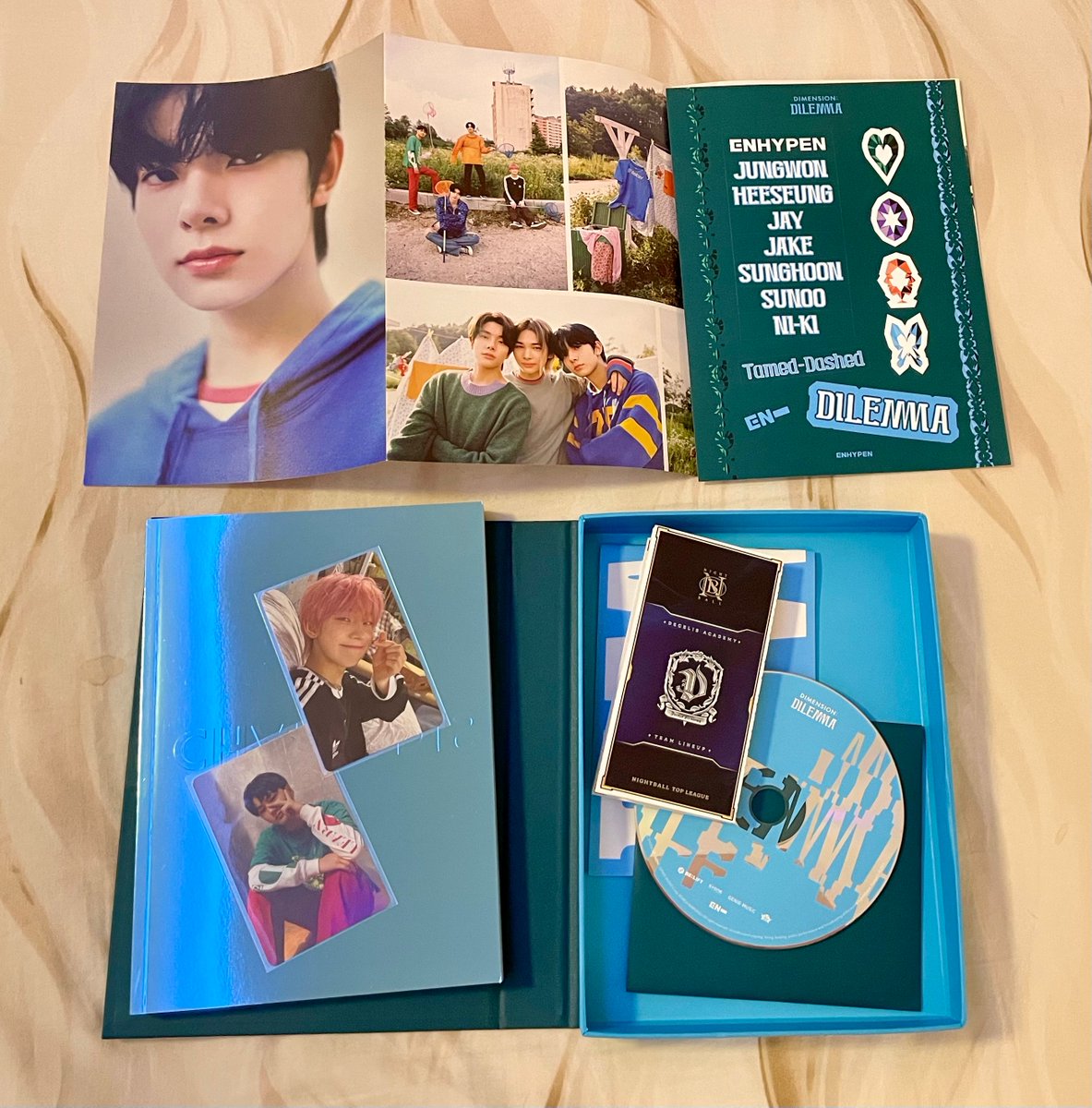 eferdzX's tweet photo. ENHYPEN DIMENSION: DILEMMA CHARYBDIS Album

get for ₱700
₱650 if payo

– on hand
– unsealed
– jay &amp; sunoo pc ^.^
– dm/reply to mine
– no discount for payo

t. enhypen dimension dilemma charybdis album pc heesung jay sunoo
#eferdzable #wtsenhypen #lfbenhypen https://t.co/nw0k8cMxop