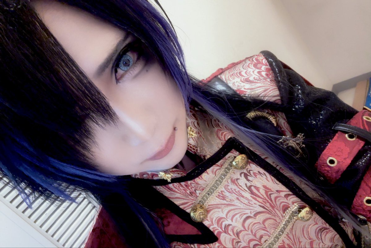 ibuki_d_out's tweet photo. ダウト×RAZOR×SCREW presents「全⾝全霊紫⾊に剃⼑斬鉄FES」
クラブチッタ川崎

事務所時代の先輩や後輩、参加してくれたバンドの皆様、ファンの皆様

ありがとうございました。
みんなカッコよかった。

とても良いイベントになったし
やっぱ5人のダウトは強い🌚

数ヶ月頑張ったので今日はアイス食べ https://t.co/3g67lK1jmI