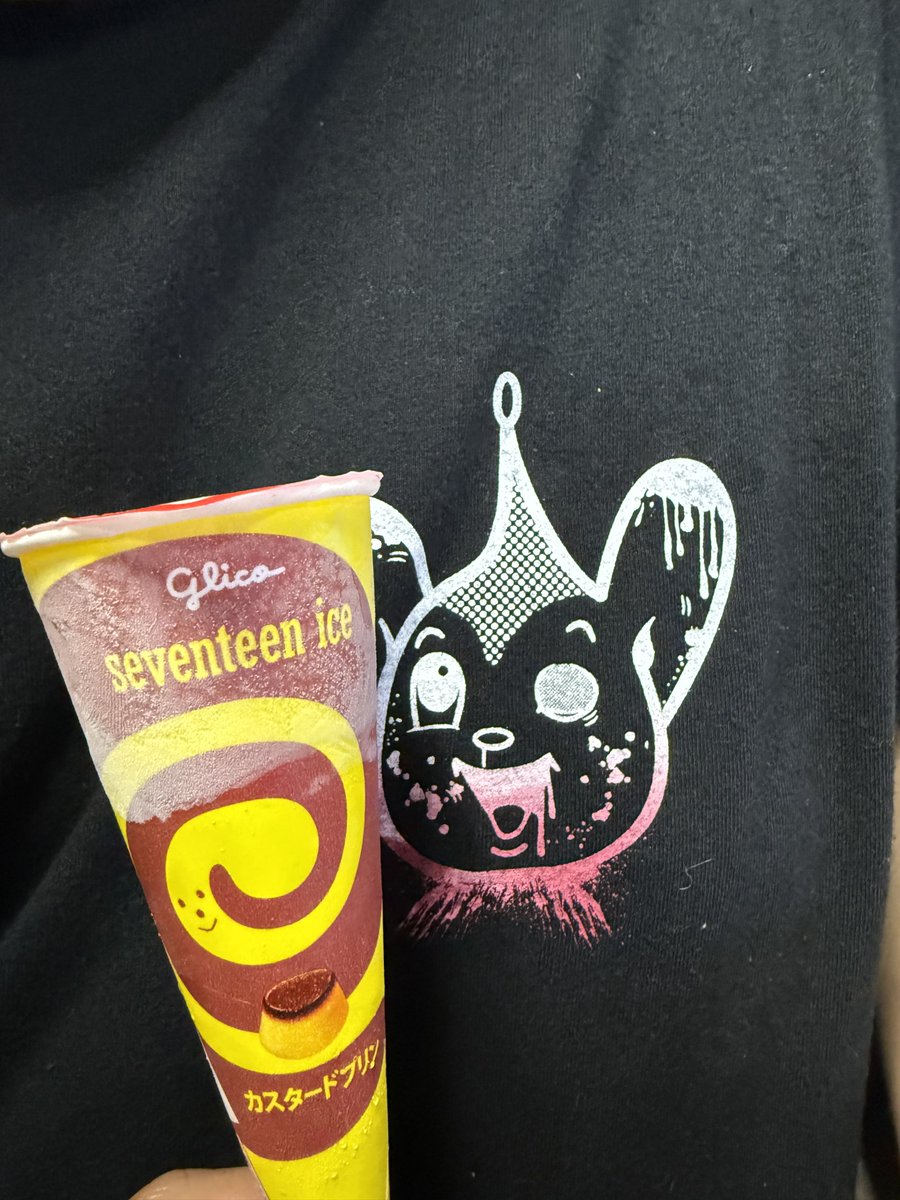 ____hirosi's tweet photo. 夏フェス会場でさとしさんが買ってくれたかき氷もキッチンカー飯も帰り道にりょうくんが買ってくれたアイスも一段と美味しかったし『夏フェス最高❗️』となてり👊
ありがとうございました！！

#みてみてまいちゃん https://t.co/NNhgeAq14U
