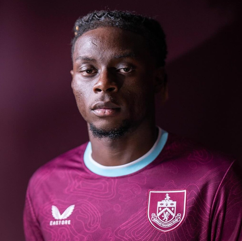 forzacimbom's tweet photo. Burhan Can Terzi: "Lesley Ugochukwu hamlesini Galatasaray iyi saklamış. Bir buçuk aylık operasyon olduğunu öğrendim. Burnley’ye resmi teklif yapıldıktan sonra iş açığa düşmüş." https://t.co/iJK3xJIkyz