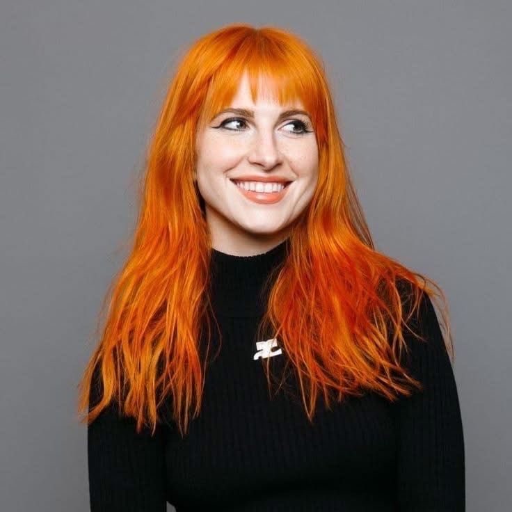 PInsider_'s tweet photo. 🚨 | Hayley Williams attended Taylor swift wedding https://t.co/tpkdvXcsE4
