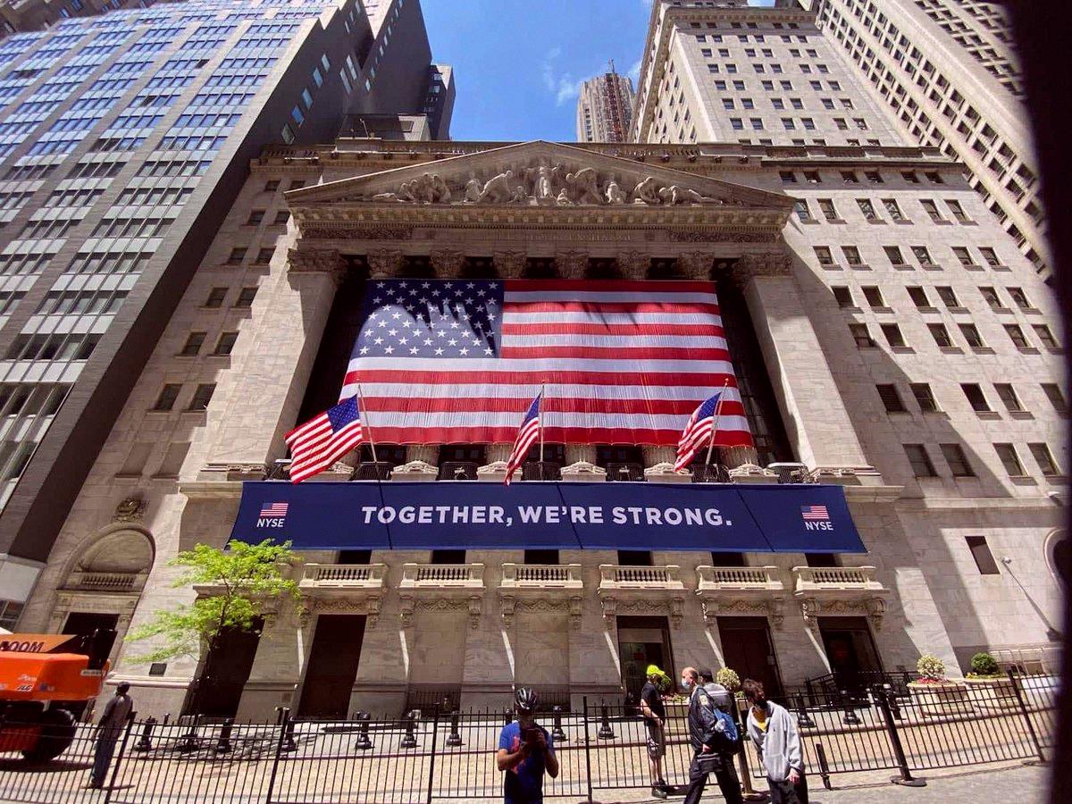 FlashGordn's tweet photo. Top 50 US companies 🇺🇸

Nvidia $NVDA $4.718T
Apple $AAPL $4.532T
Google $GOOG $4.346T
Microsoft $MSFT $2.900T
Amazon $AMZN $2.610T
SpaceX $SPCX $2.134T
Broadcom $AVGO $1.714T
Meta $META $1.479T
Tesla $TSLA $1.477T
Micron $MU $1.101T
Berkshire $BRK.B $1.095T
Eli Li https://t.co/yh7o68C2Bi