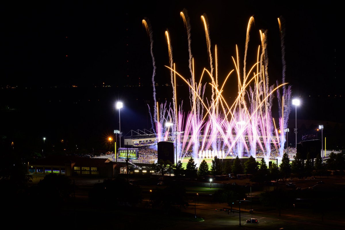 LSUbaseball tweet picture