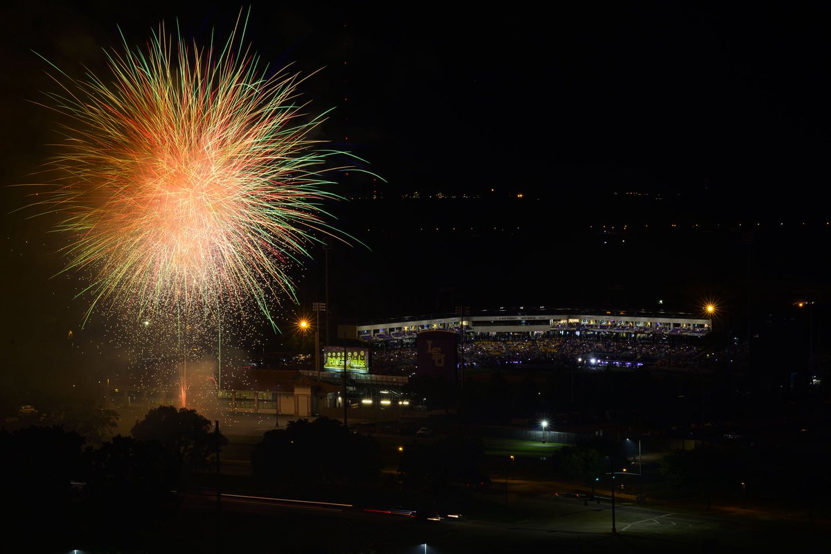 LSUbaseball tweet picture