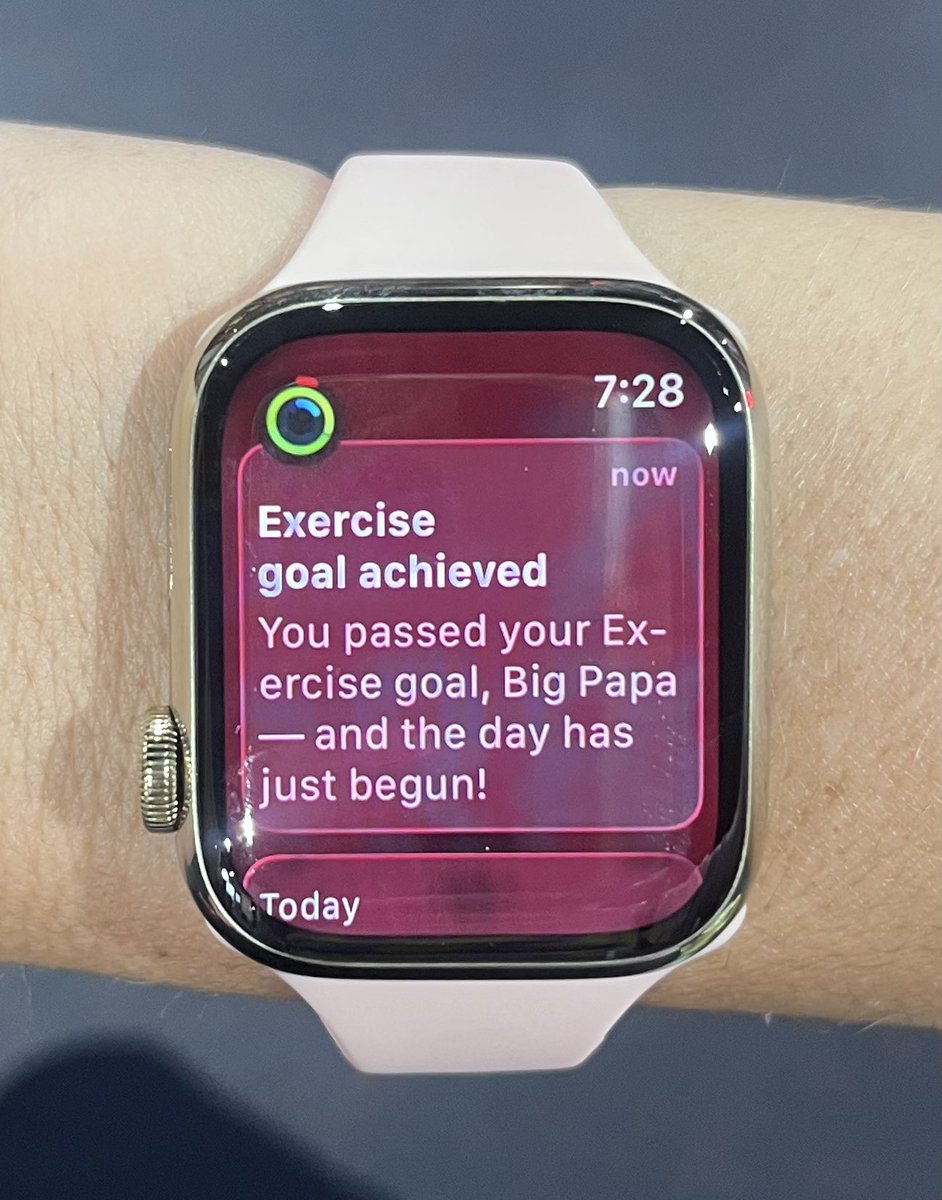 RachelleThings's tweet photo. Sooo I told Siri like 5 years ago “ I like it when you call me Big Papa” 🤣🤣🙌🏼 https://t.co/ZW4IHqBVsI