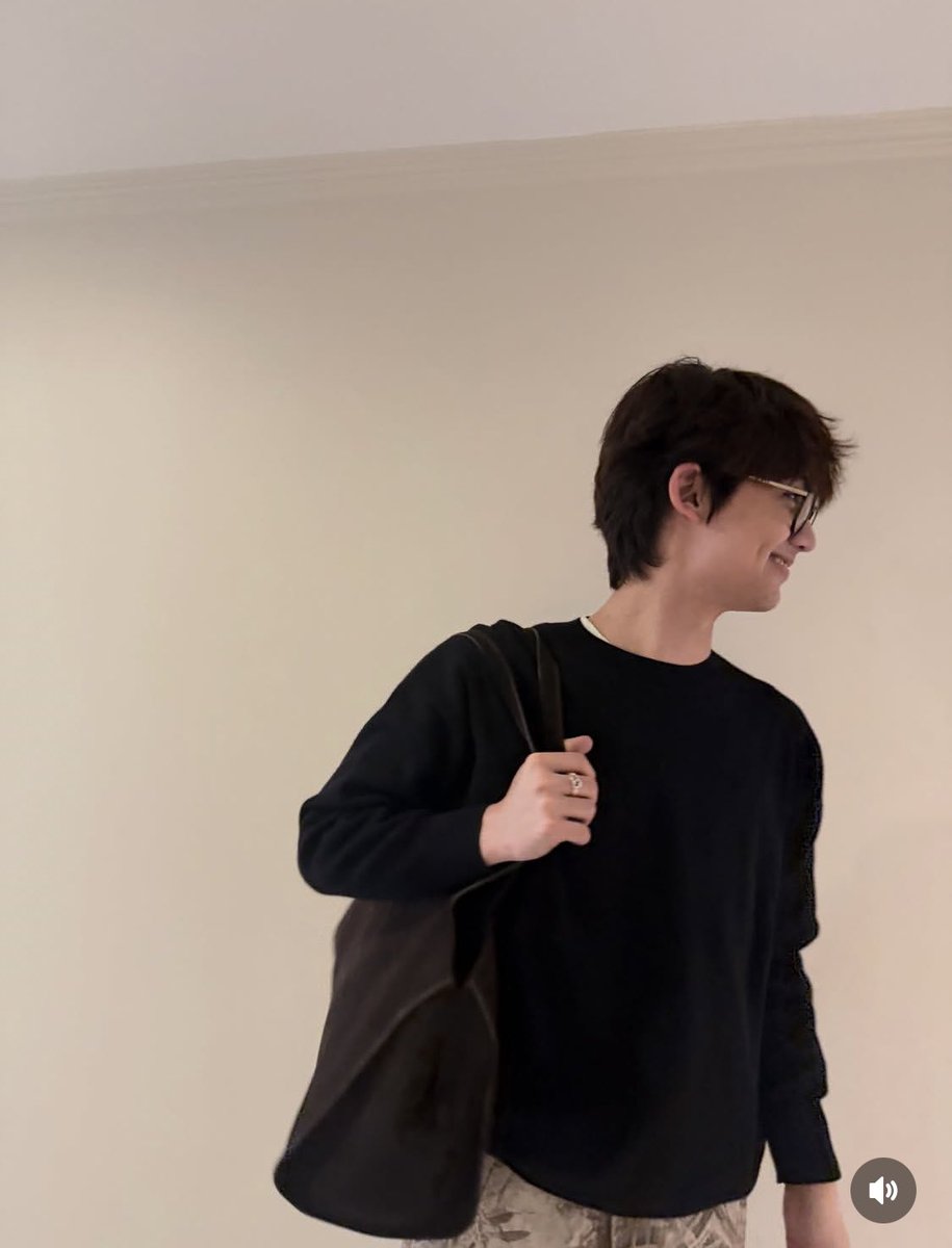 pineforest1994's tweet photo. น่ารักเกินอะจิ🤏🏼🥹 https://t.co/deozeJ70mg