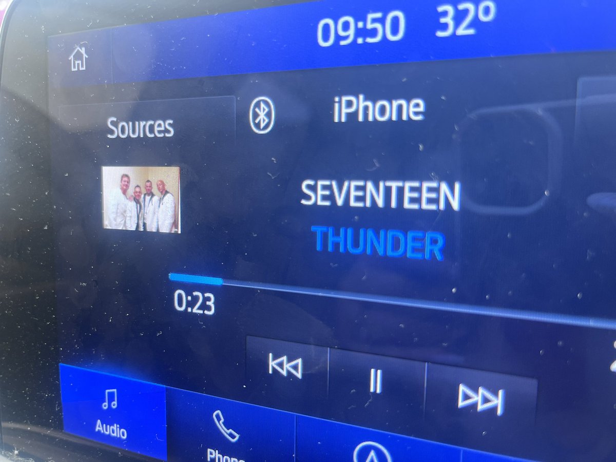 ohheyitseri's tweet photo. Now who is that 😭

Also my husband made our car temperature Celsius for some reason https://t.co/EWCuwxdRjQ