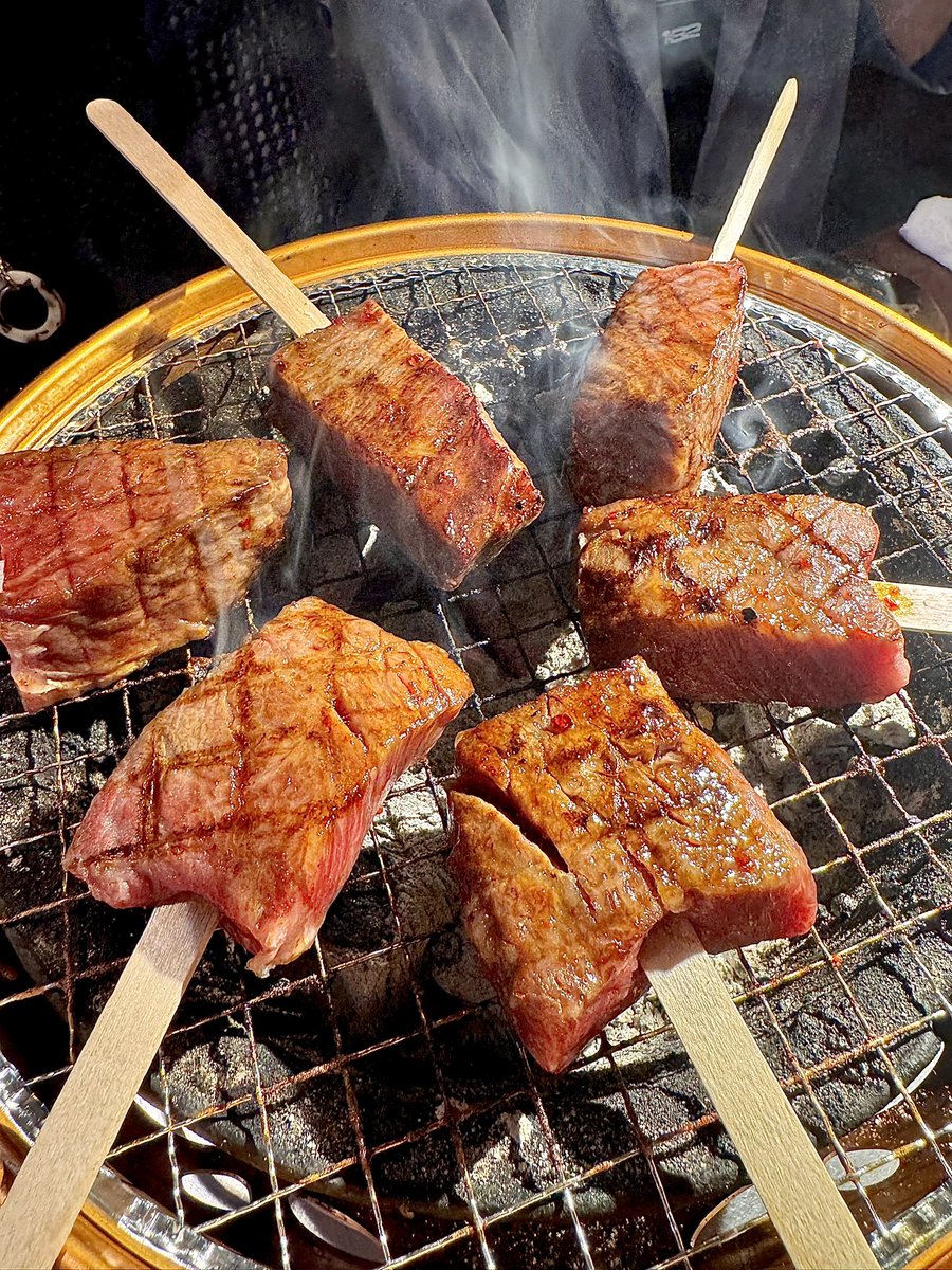 mimmumoo's tweet photo. 人生一美味い肉だった😭😭😭😭😭 https://t.co/70IPYhIDMG