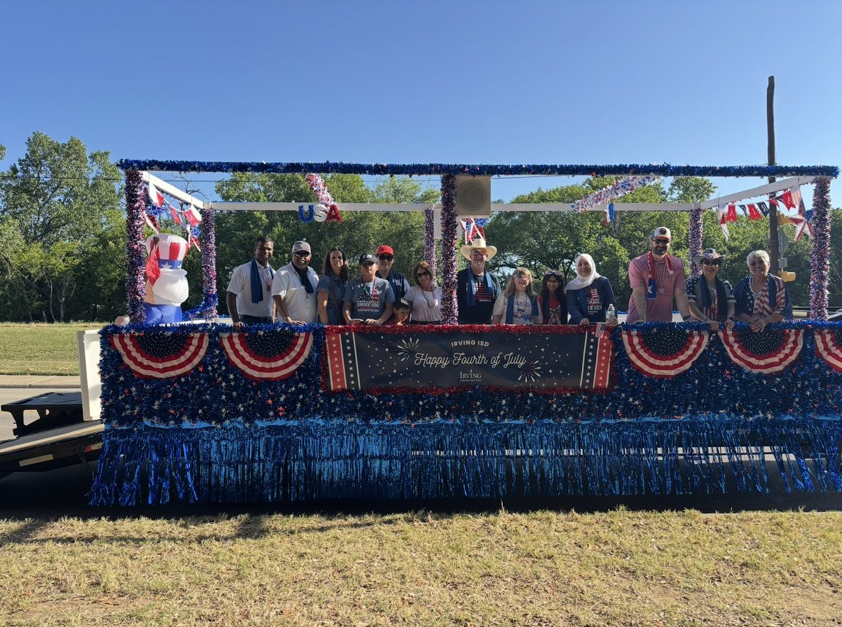 IrvingISD's tweet photo. 🇺🇸 Happy 4th of July! ❤️🤍💙 Irving ISD Board and Cabinet members had a wonderful time participating in the @thecityofirving’s 4th of July Parade this morning! 🎉 

Thank you to everyone who came out to celebrate with us. Wishing you all a safe and happy Independence Day! 🎆🇺🇸 https://t.co/1nsSXI9HAP