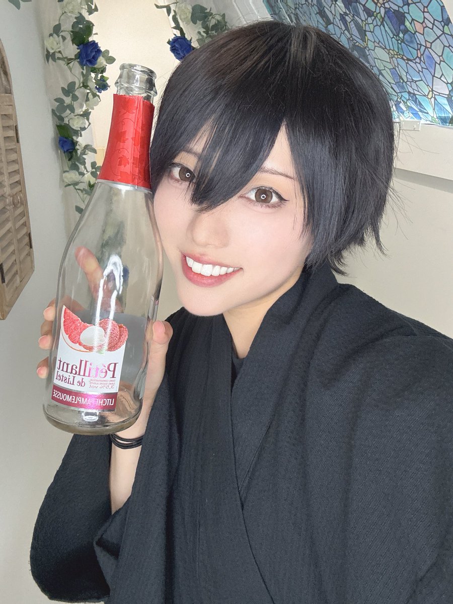 Kishin_WI's tweet photo. 本日ありがとうございました！

サプライズ来園🎶嬉しかったな
久しぶりに会えてやっぱり話しすぎたね笑
こちらのボトルは僕の1周年お祝いとしていただきます☺️ありがとう😭
楽しそうにお話してくれるの本当に嬉しいよ〜‼️
初浴衣姿も披露できて幸
いろんな綺心をみせれたらいいな🎶

次回5日！明日！ https://t.co/bY6pb0vxBc