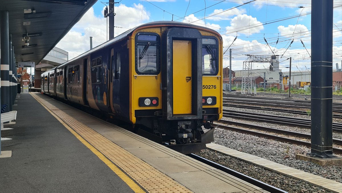 Shaun__92's tweet photo. Northern Trains 150276 forming 2P19 1548 Doncaster to Scunthorpe #northerntrains #northern #allthestations #class150 #brelyork #brel #dmu #sprinter #doncaster #thornesouth #scunthorpe #platform0 #saturday #4th #july #2026 @northernassist https://t.co/1ZxGxraJNP