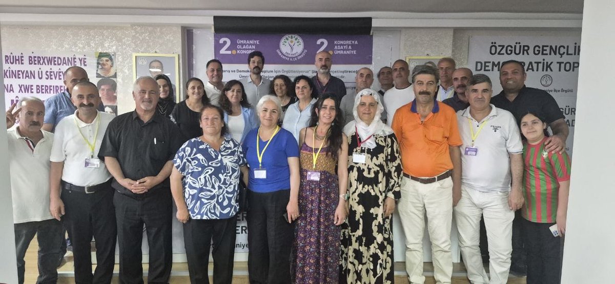 DEMPartiUmranye's tweet photo. Ümraniye İlçe Örgütümüzün 2. Olağan Kongresi'ni, İl Eş Başkanımız Çınar Altan'ın ve halklarımızın katılımıyla gerçekleştirdik. Önceki yönetime emeklerinden dolayı teşekkür eder, yeni yönetime başarılar diliyoruz. https://t.co/hPMEQbjO1q