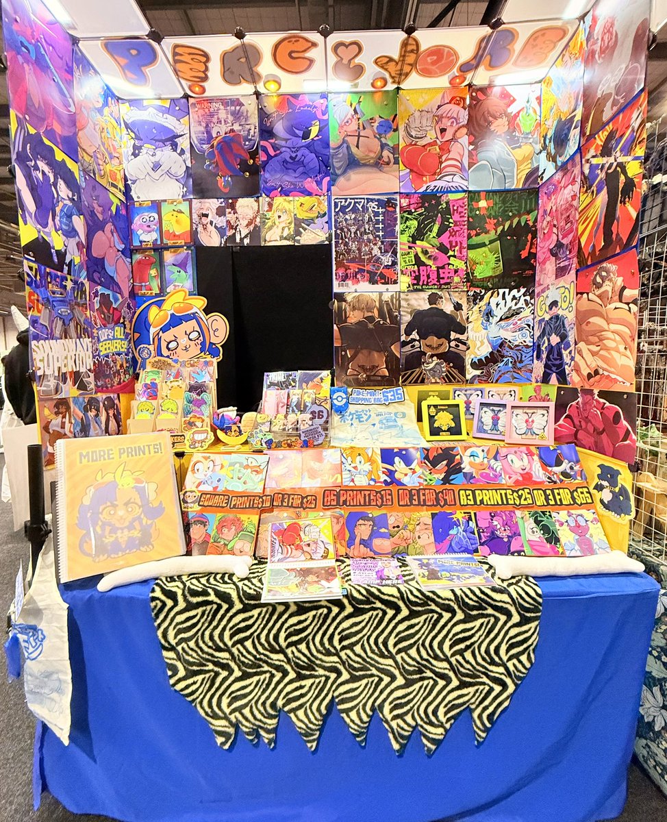 percivoreart's tweet photo. AVCON26 AA71 come see me 🙈 https://t.co/2Raiiem3KL