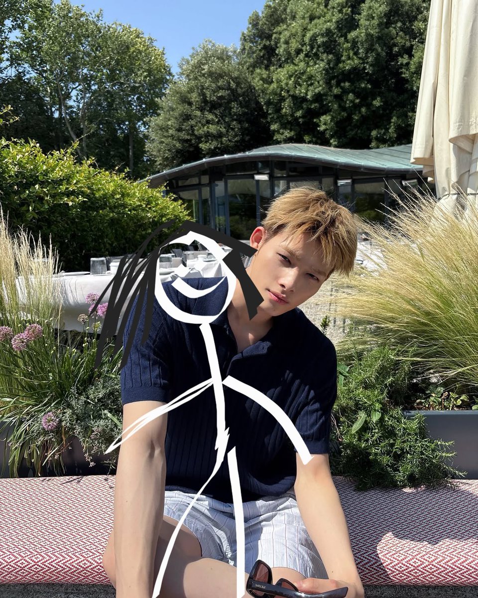 rikknickv's tweet photo. yoks Ngeneki,,🫰🏻🫰🏻 bar Mlaku2 ngubengi Tugu Jogja🥵,, Kesel,, njalux pangku Karo Mas Bojo q bolo,,, yoks Ngeneki sowitt Tnan ki bolo🫰🏻🌹 #josjis #berkualitas https://t.co/hLwLGmX8sK