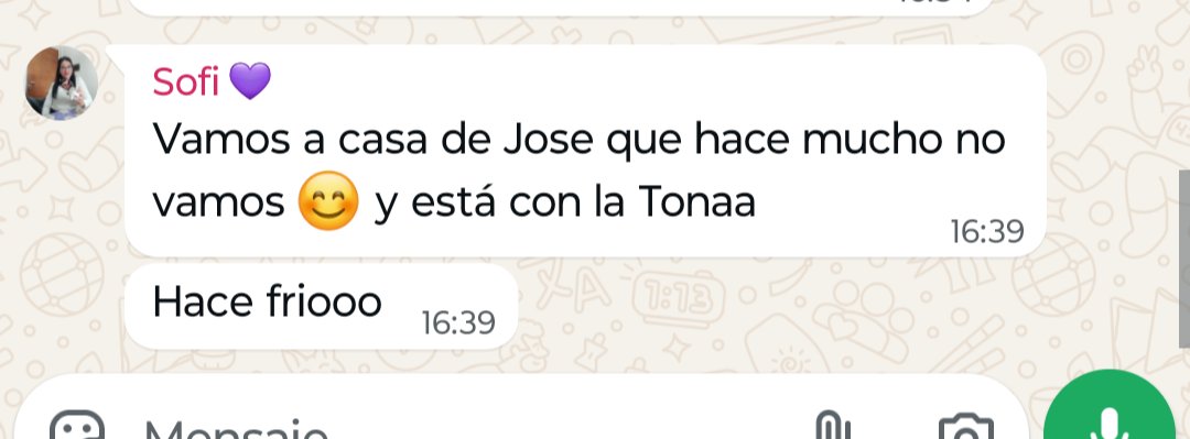 joosefinaburon's tweet photo. @soycecisol Yo sigo creyendo en el amor gracias a mis dos mejores amigos https://t.co/aYlkknOqLG