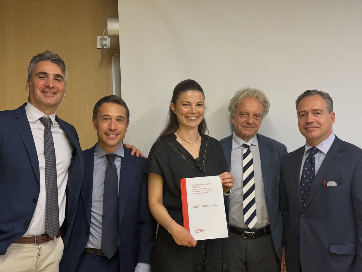IelpoB's tweet photo. 2 days, 2 PhD defenses @UPFbarcelona 🎓

Huge congratulations to Valentina Valle &amp; Tiziana Marchese for their dedication &amp; rigour. Proud to be their PHD Director 

Grateful to the board🙏 https://t.co/VP0juUZpJu
