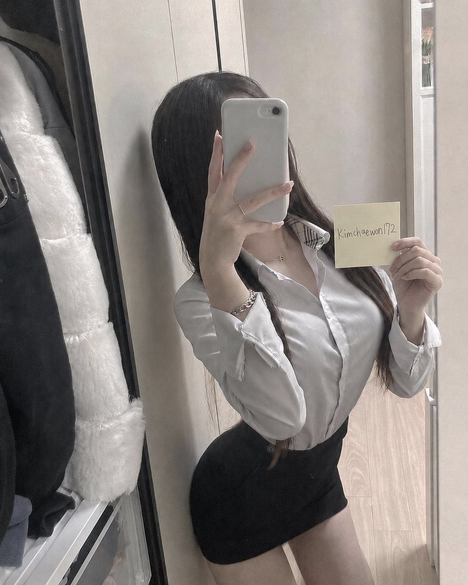 kimchaewon172's tweet photo. #맘눌뎀 https://t.co/fVuO5WKZVa