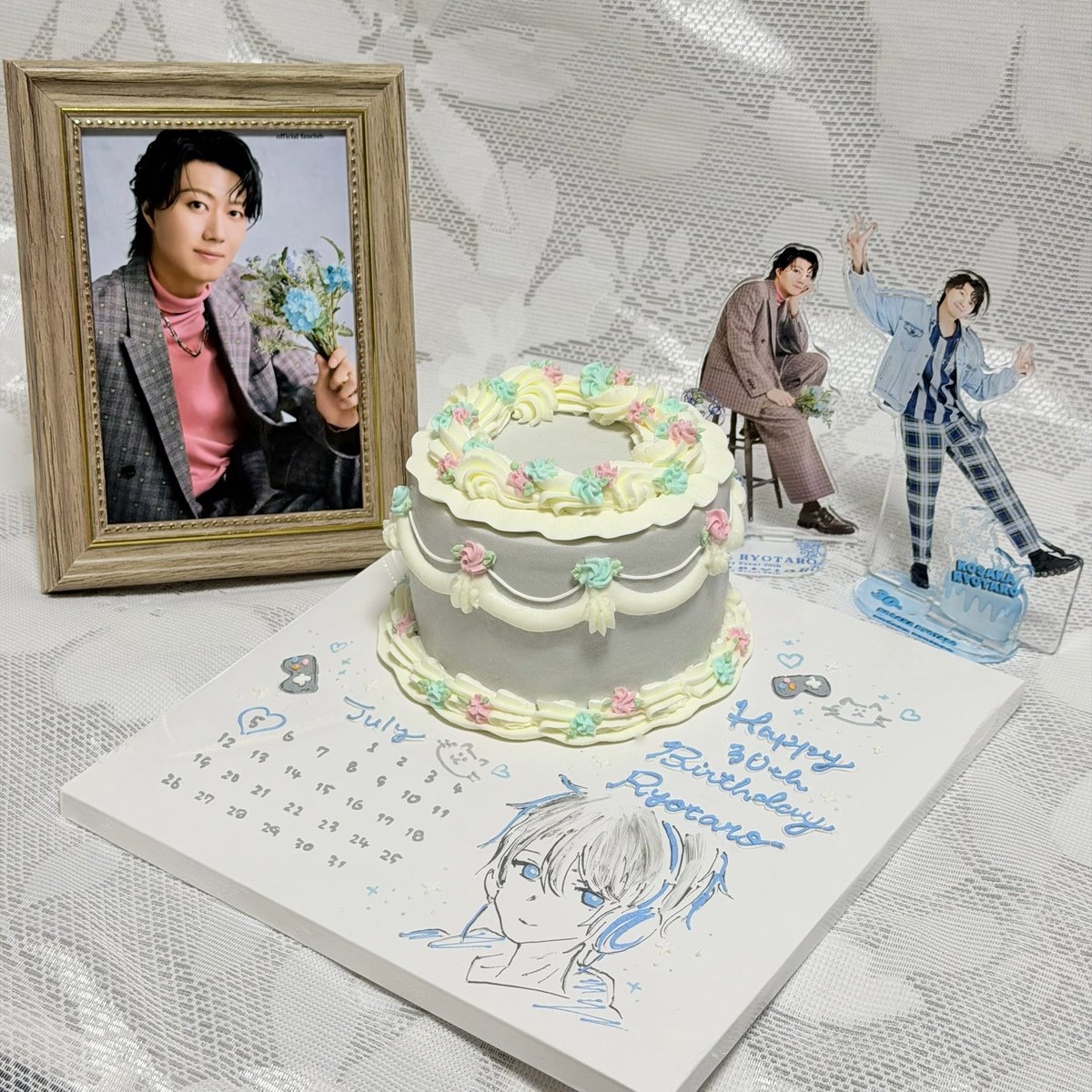 syr_rk_0806's tweet photo. ｡*⑅୨୧┈┈┈┈┈┈┈┈┈┈┈┈┈┈┈┈┈┈┈┈┈┈┈┈┈┈┈┈୨୧⑅*｡

                   𝐑𝐘𝐎𝐓𝐀𝐑𝐎 𝐊𝐎𝐒𝐀𝐊𝐀

　　　　˗ˏˋ  𝐇𝐀𝐏𝐏𝐘 𝐁𝐈𝐑𝐓𝐇𝐃𝐀𝐘  ˎˊ˗

｡*⑅୨୧┈┈┈┈┈┈┈┈┈┈┈┈┈┈┈┈┈┈┈┈┈┈┈┈┈┈┈┈୨୧⑅*｡
🎂🫶🏻💐
#小坂涼太郎 #BiBiRiあーと https://t.co/IziYVCoXiD