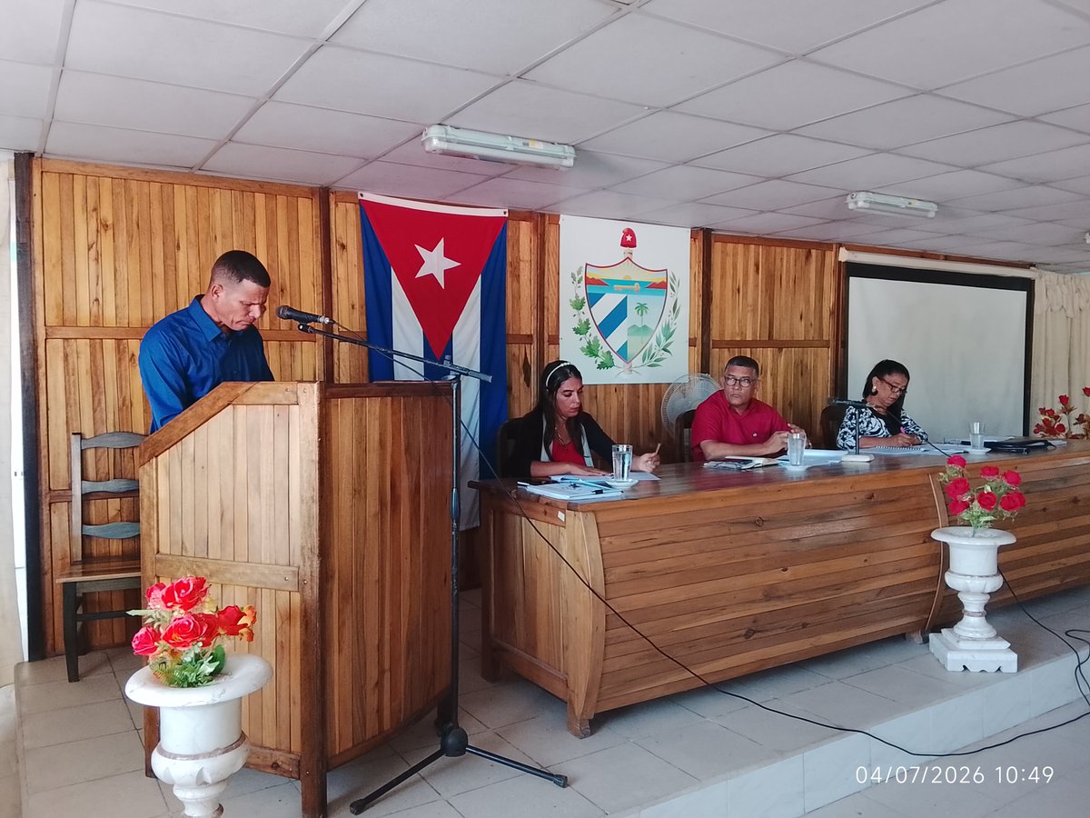 PresidenteYara's tweet photo. Cada intervención, cada criterio y cada propuesta forman parte del compromiso colectivo de seguir construyendo un municipio más organizado, más eficiente y más cercano a las necesidades reales de la gente. https://t.co/oYT8oL91rR