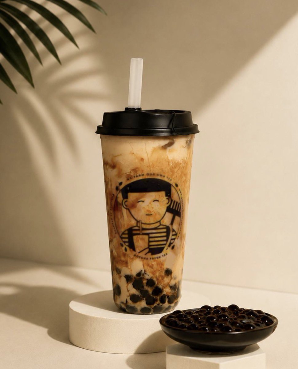Gotchasaudi's tweet photo. براون شوقر ميلك تي من قوتشا…
دايم يعرف كيف يرجّعك له 😋

Missing your favorite drink?
Yeah… it misses you too 🤎

#قوتشا #ببل_تي #كافيهات_جدة #ice_tea
#bubble_tea https://t.co/1eVrPKAvjy