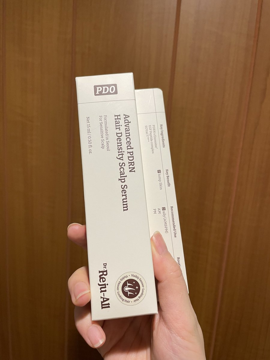 Yukitico2022's tweet photo. 術後8ヶ月経過
湿度に負けたので、久しぶりに縮毛矯正ちょっと前にかけました

細い毛がホワホワ増えてきてて、韓国で買ったPDRNのヘアセラム使ったら、根本から立ち上がってる感じがしていい感じ🥹
医薬品じゃないらしい

渡韓したらまた買ってこよ https://t.co/uQUC8st7Wr