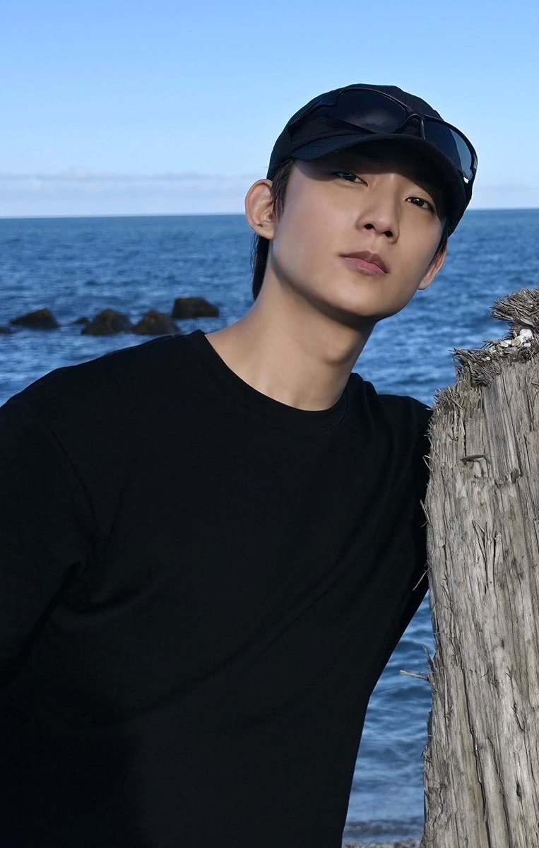 ch2304ch's tweet photo. 아 나 진짜 또 빡빡 웃었다 차나ㅋㅋㅋㅋㅋㅋ 누가보면 누구처럼 러닝이라도 하는 줄 알겠어🤗(저기욬ㅋㅋㅋㅋㅋㅋㅋ https://t.co/UEEEF5d0e9
