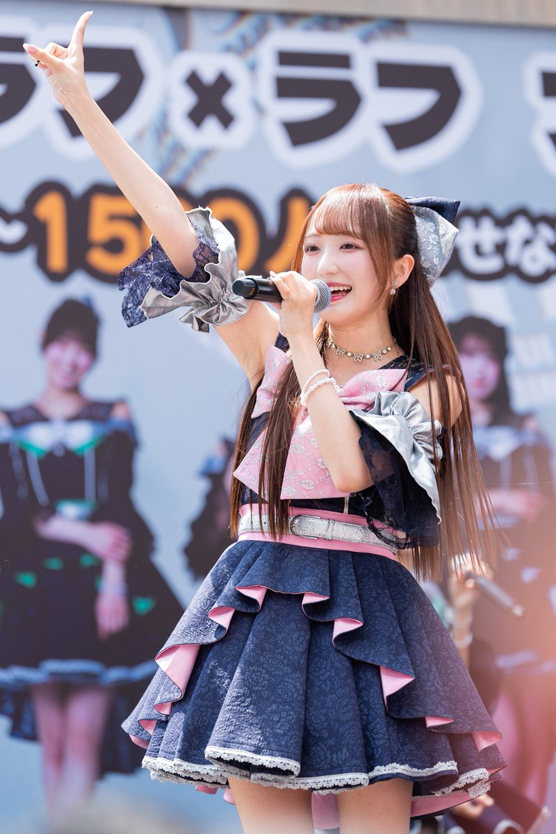 scene_ii's tweet photo. 幕張で夏が来ました☀️
いったん見納め？のこの衣装、たくさんの思い出をありがとうございました☺️
#ラフラフ #日比野芽奈
#ラフラフフリラ https://t.co/uh4iICHaxU