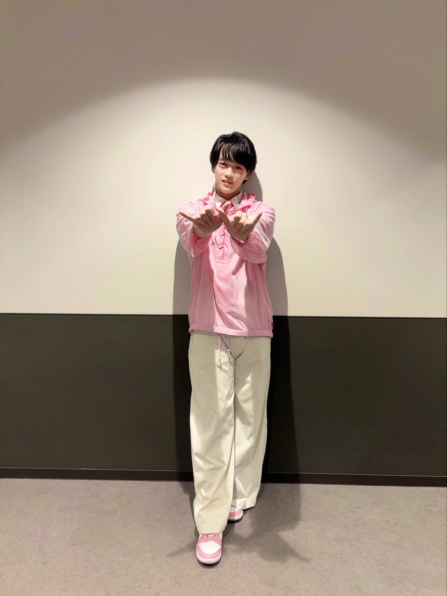 Sohei_Horikane's tweet photo. #ハピサマ ありがとうございました☀️
出来たてのShibuya LOVEZでの公演でした！
夏らしい新曲の「CRUSIN'」も披露できて嬉しかったです🚢🛟🌊✨️
IXIS揃ってのステージパフォーマンスは2回目、皆様いかがでしたか？😌
僕はとーーーっても楽しかったです！！
#IXIS 
#Kiramune https://t.co/DEXBrPH9IH