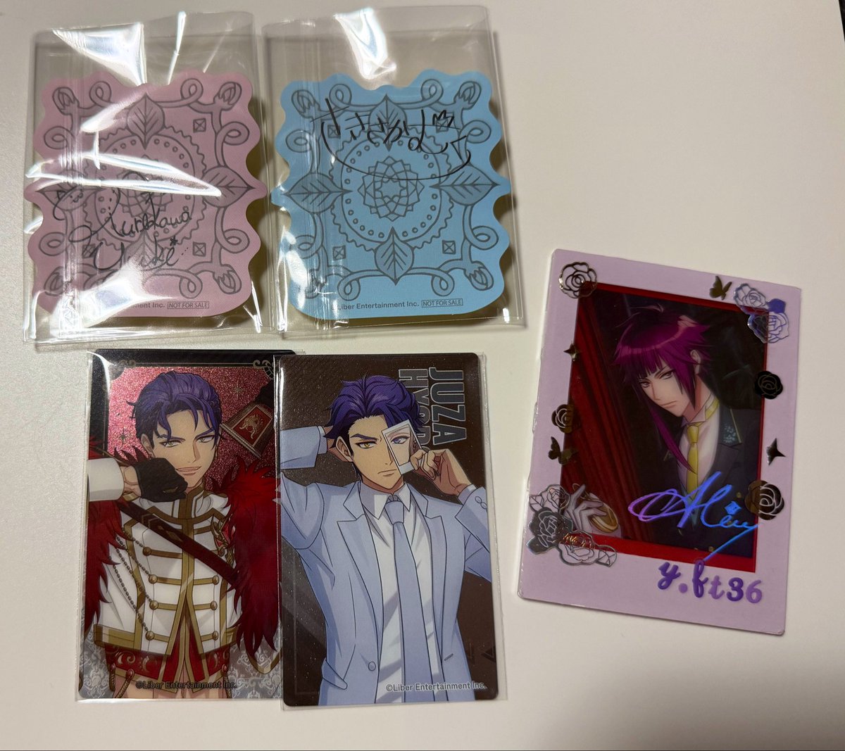 y_ft36's tweet photo. A3! ニヒルの祝祭 9周年記念SHOP 交換先を探しております

譲 幸、椋、十座

求 特典 誉、密
カード 誉、密
友人分 特典 臣

特典⇔カードの交換も可能です(カードはカード同士のみ)
ご縁がございましたらよろしくお願い致します https://t.co/6NNNNA0hc3