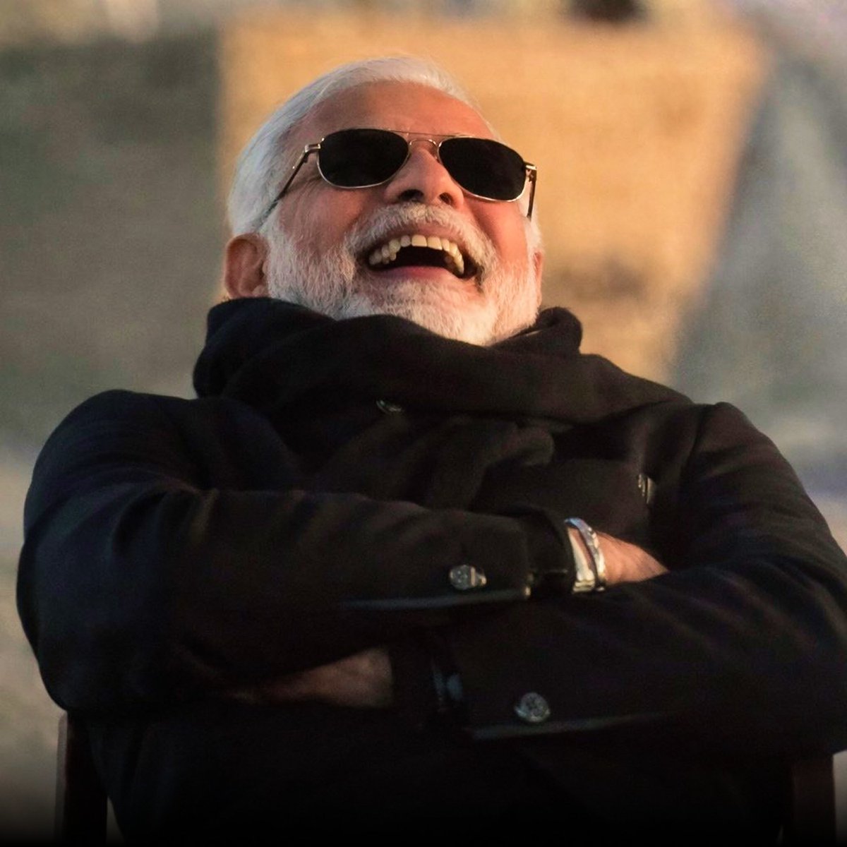 _TheTathya's tweet photo. 🚨 Pakistan has now only two options:

First, Accept India's stance on IWT Treaty and get their people die.

Second, start a war with India and watch more of their people die.

Either way, Pakistan has been cooked... 💀