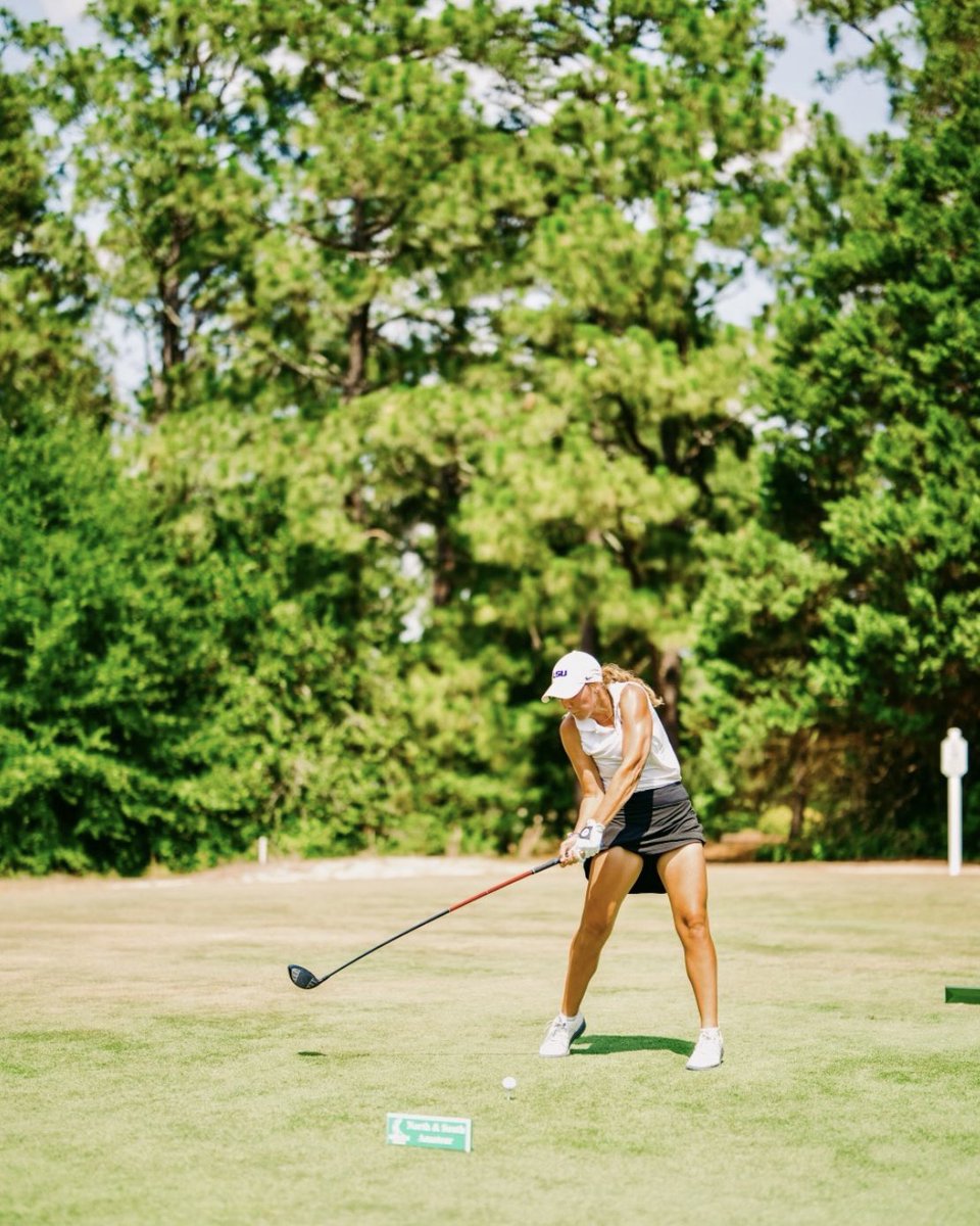 LSUWomensGolf's tweet photo. It’s Championship Saturday for Ryleigh at the North &amp; South Amateur! 🏆 https://t.co/JxUmQVyTac